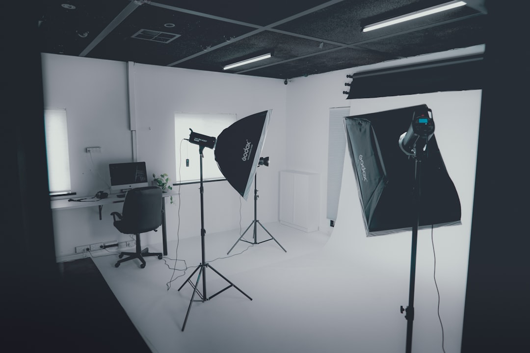 A Comprehensive Guide to Lighting Equipment for Stunning Photos A Comprehensive Guide to Lighting Equipment for Stunning Photos